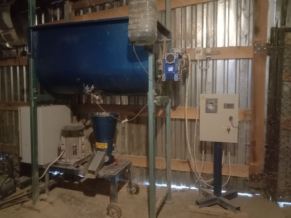 Продам гранулятор