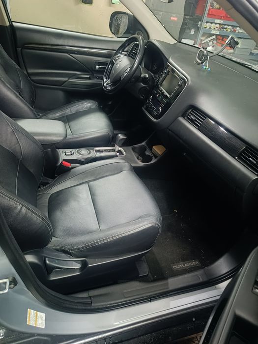 Mitsubishi Outlander III 2.4 benzyna niski przebieg