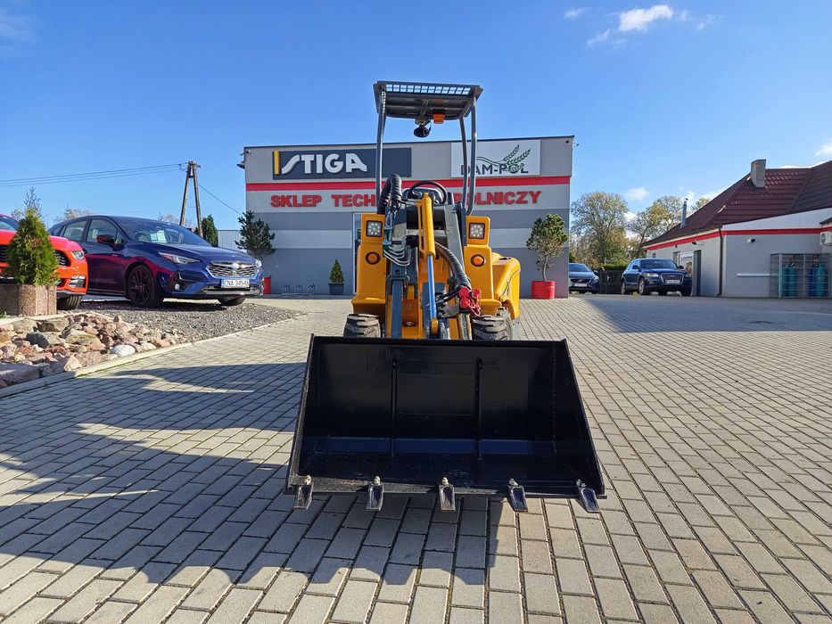 Ładowarka przegubowa z teleskopem TAIAN DY620 | KUBOTA| typu AVANT