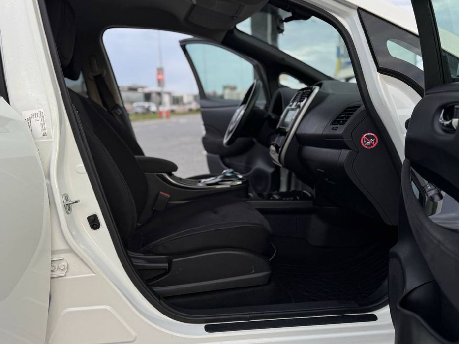 Nissan Leaf 30 kWh 10/12 ElectroCar Electro Auto