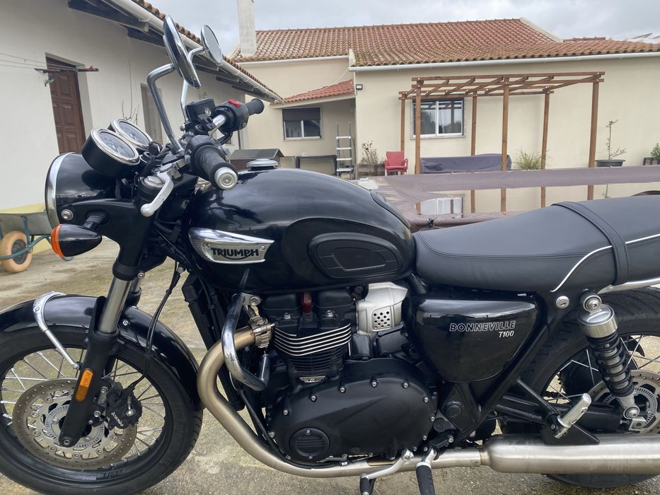 Triumph Bonneville T100