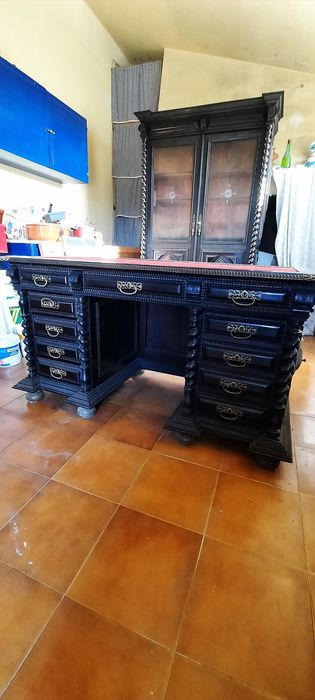 mobília de escritório estilo antiga