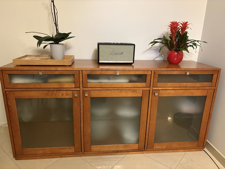 Aparador em madeira maciça cerejeira