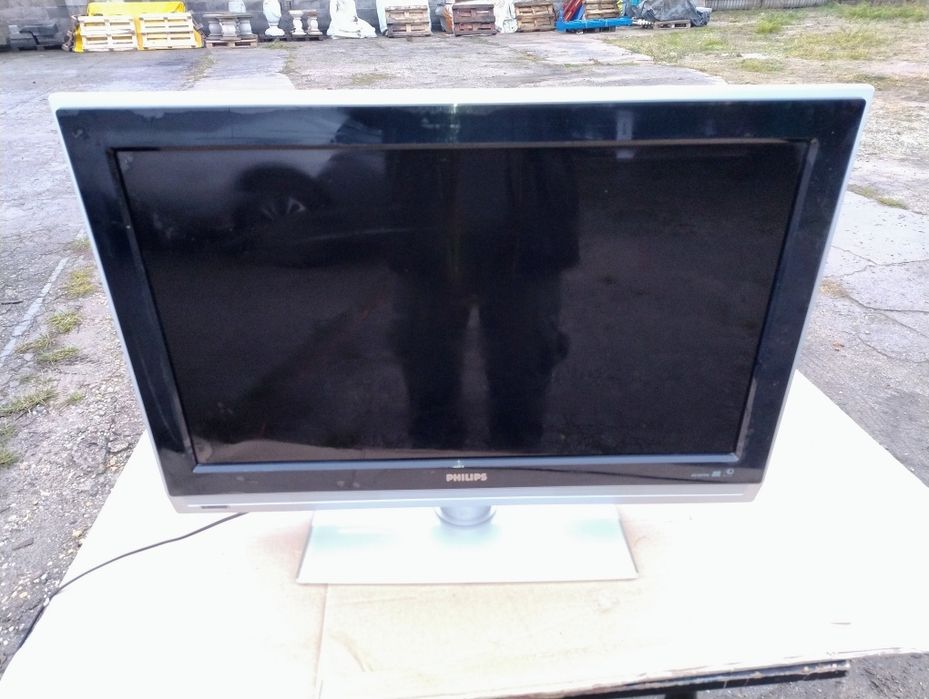 TV Philips 32PFL5322/10  z pilotem.