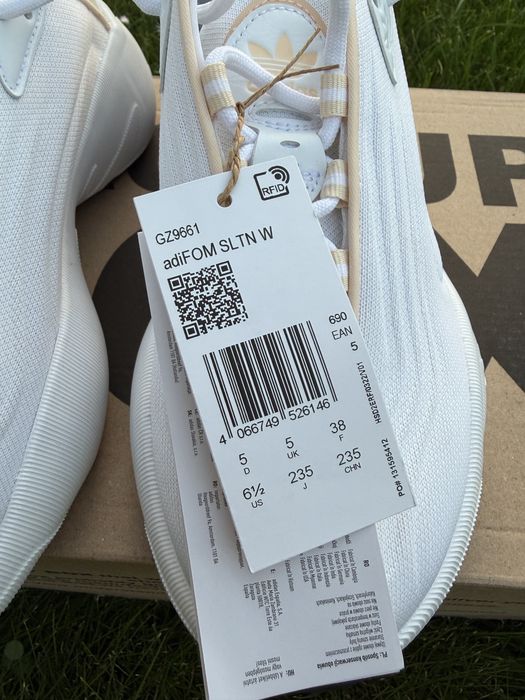 Buty Adidas Adifom SLTN W Nowe z metką EU38 / 23,5cm Biały Kremowy