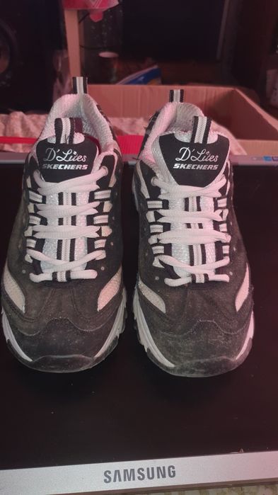 Продам красовки жіночі