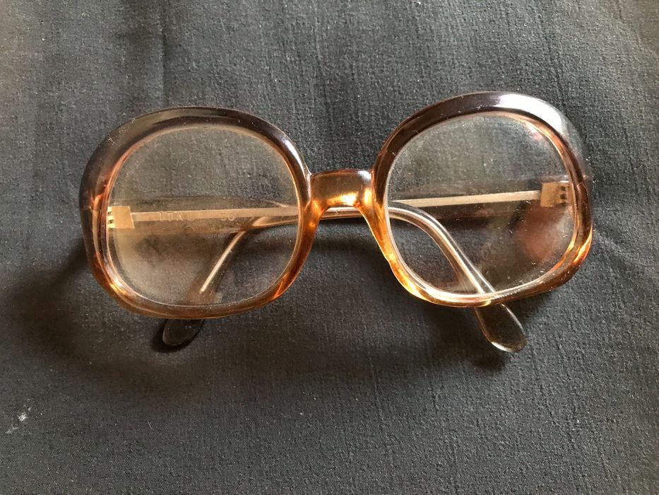 Óculos antigos vintage