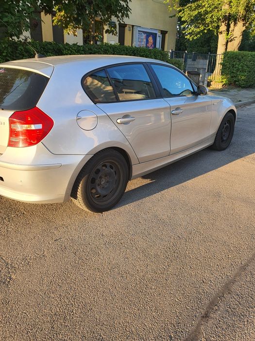 Auto BMW 1 - Uszkodzony silnik (stukanie)