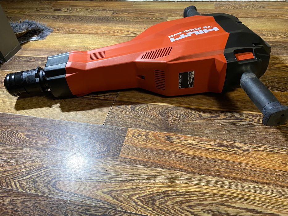 Hilti TE 2000avr -відбійник новий 2025 р