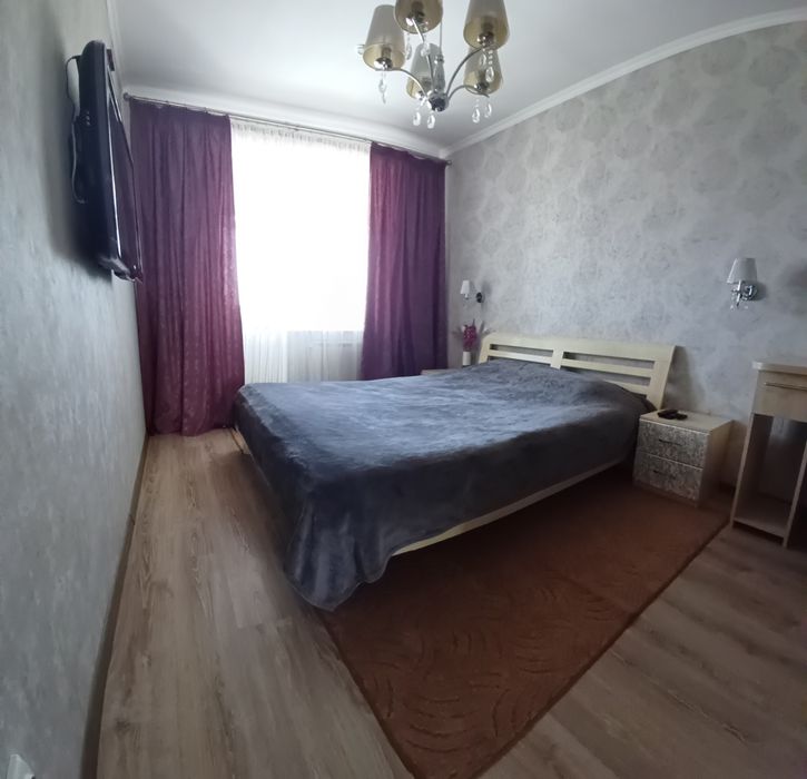 Ковпака/ Сумської тероборони 3- кімнатна, подобово