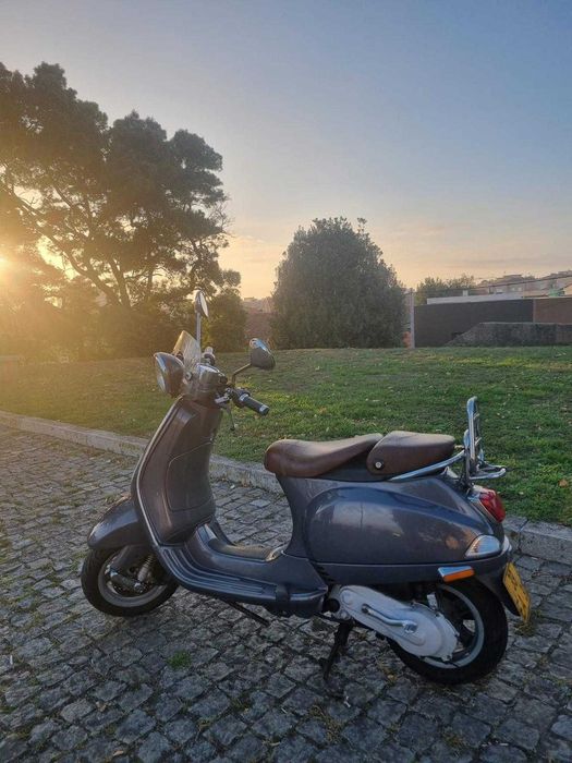 Vendo VESPA LXV 50 - Edição Limitada