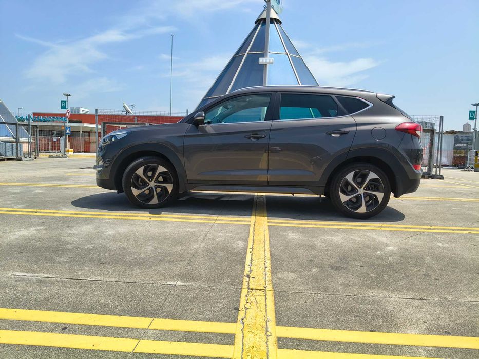 Hyundai TUCSON 1.7 PREMIUM DCT (141cv) Pack Led