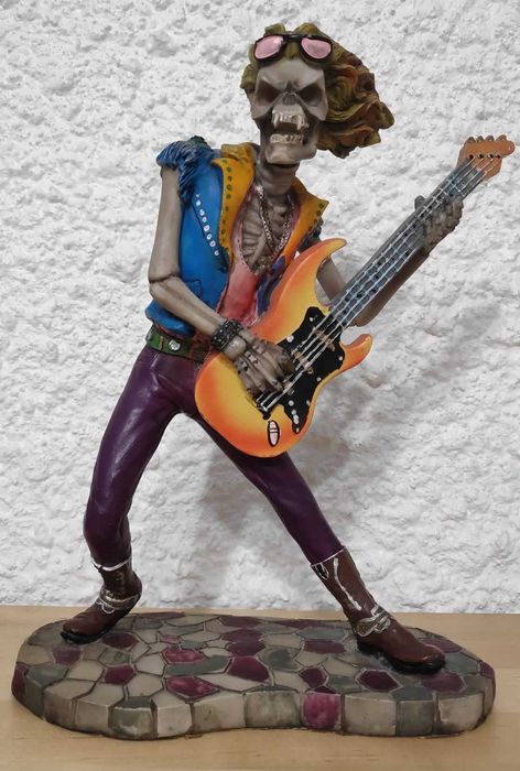 Escultura - Rock Star.
