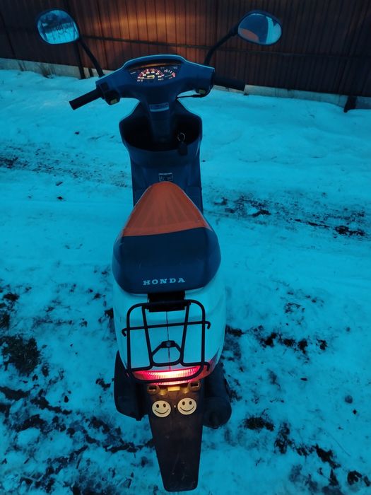 Продам Honda Dio 27