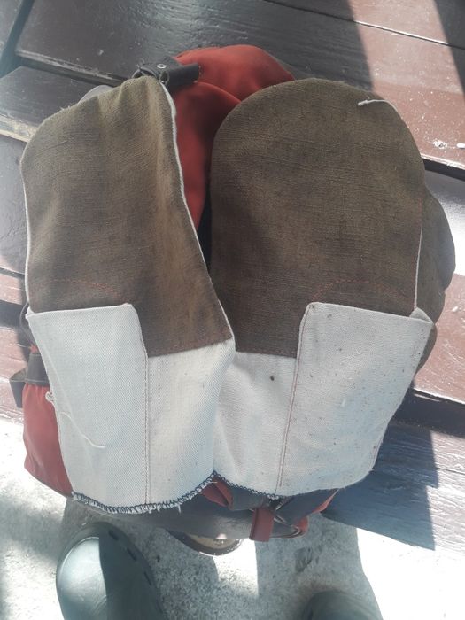 спецовка  и рукавицы рабочие