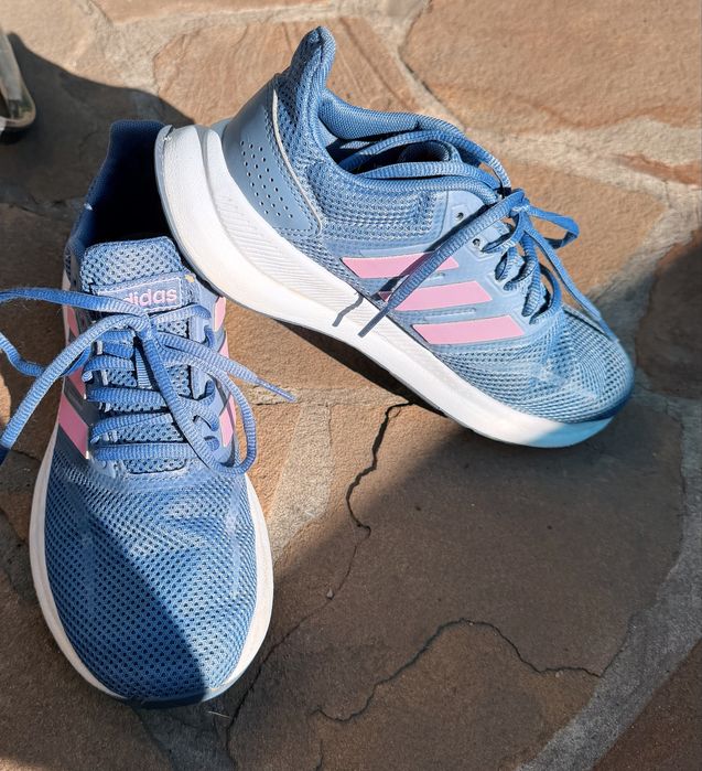 Кросівки спортивні Adidas 36.5pp