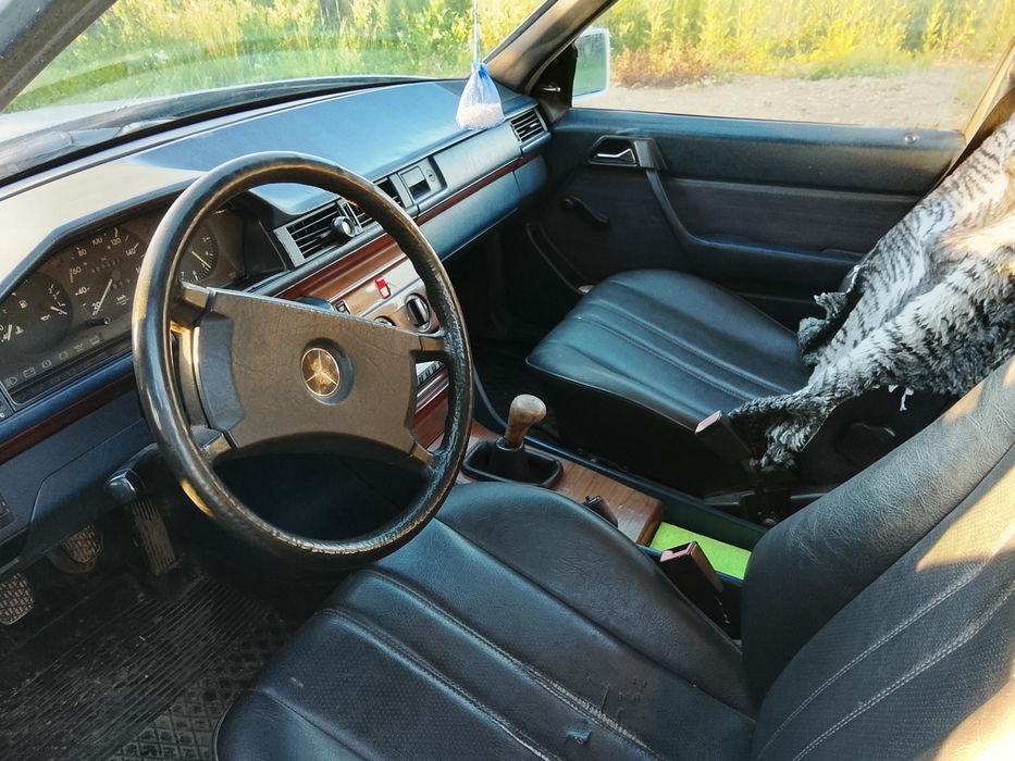 Продам мерседес 124