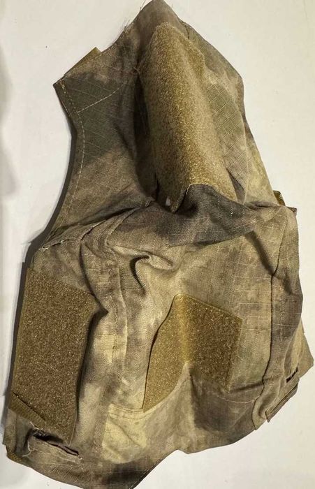 Кавер на шолом Fast M в кольорах Піксель та Вудленд