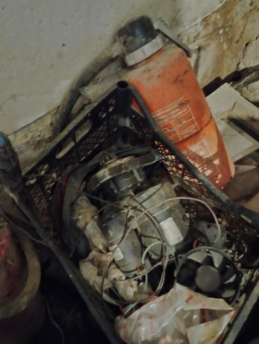 Продам МТЗ 80 з с.г.реманентом ,ціна за все разом (плуг, культиватор)