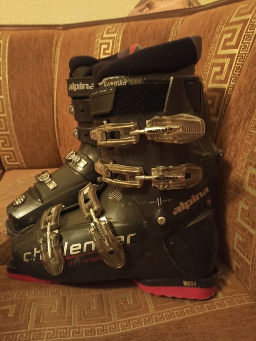 Продам професіональні лижі та боти Atomic SL