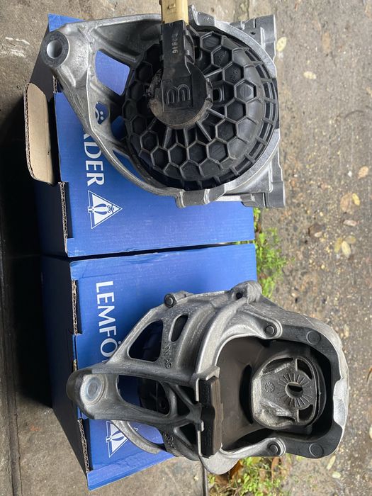 Гідравлічна подушка двигна