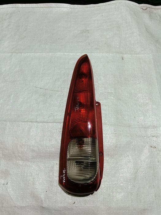 Комплект кришка багажніка ліхтар бампер задній Шевроле такума ta