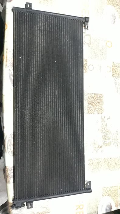 Продам радиатор кондиционера Volvo 22174081