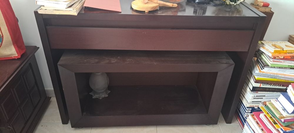 Credencial em mogno/Aparador