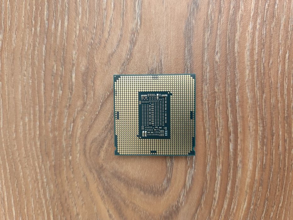 Processador Intel Core i5-9500 (9.ª Geração) LGA1151 – Excelente Estado