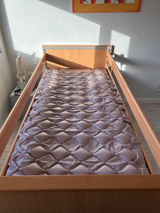 Cama articulada elétrica Medley Ergo Invacare