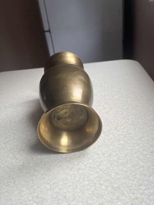 Mosiężny wazon 21 cm wysokości