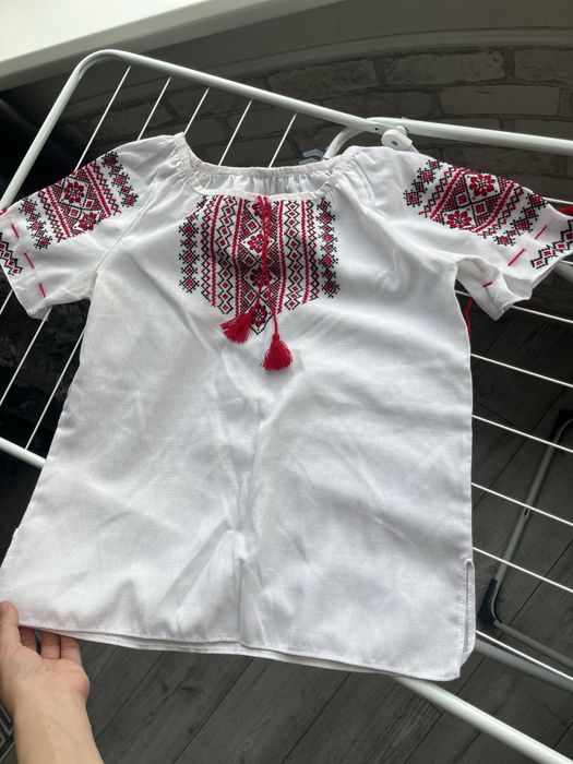 Вишиванка для дівчинки