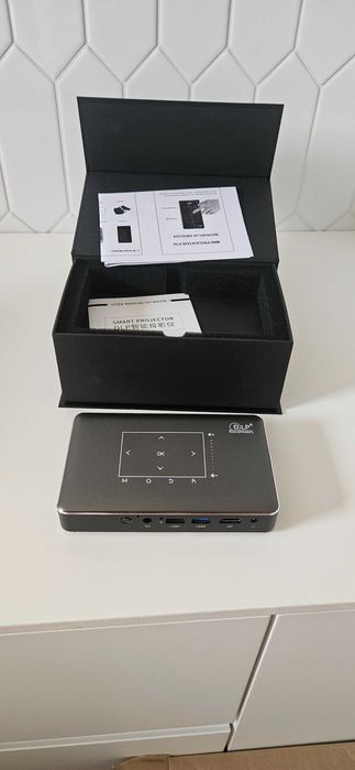 Mini Projektor Przenośny DLP P10 Android 9.0 Miracast