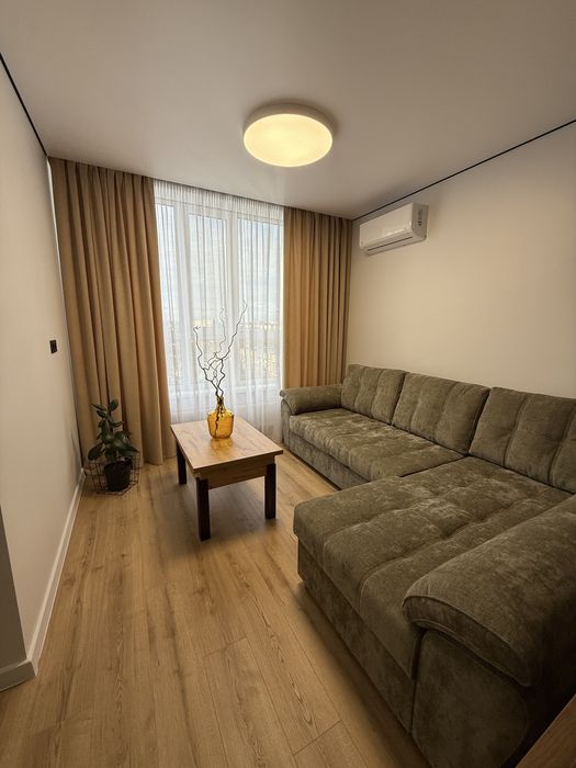 Стильна квартира з євроремонтом в новобудові