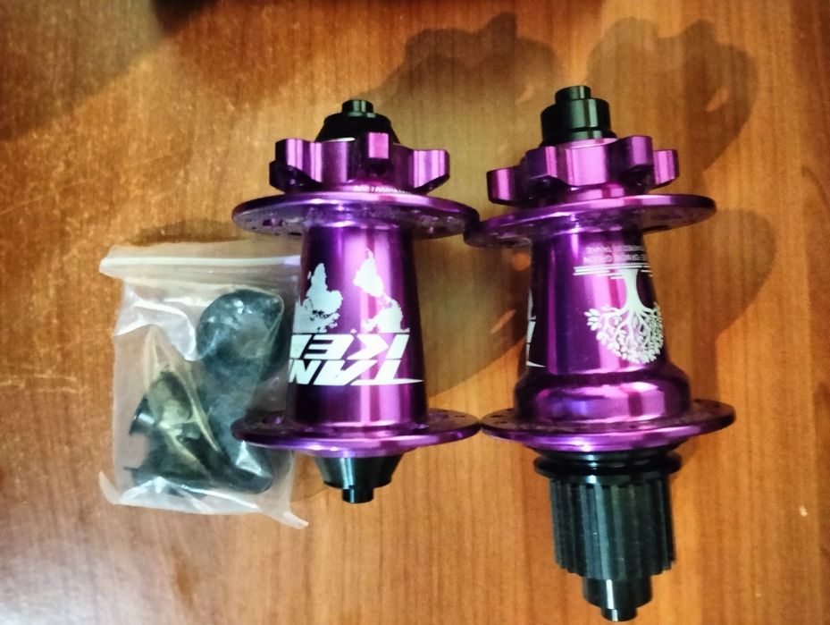 Cubos de bicicleta Tanke TH390 na cor roxa