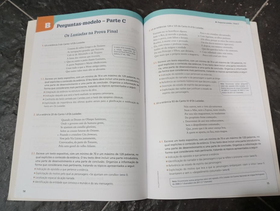 Livros escolares para o 9°ano