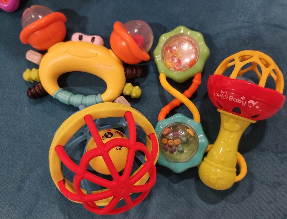 Набір брязкалець