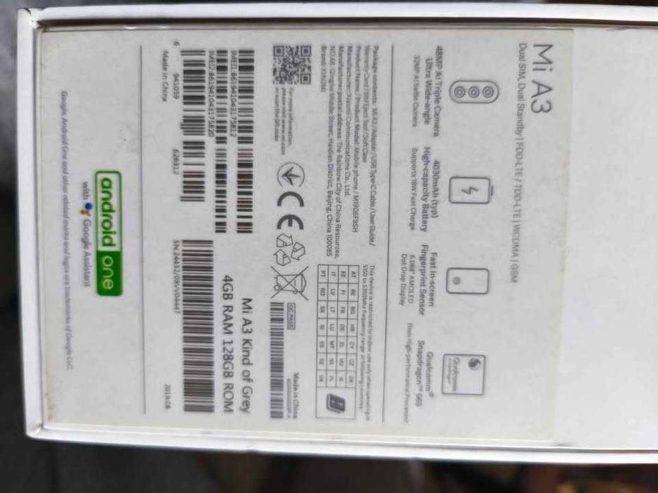 Xiaomi Mi A3 - 128GB - bom estado