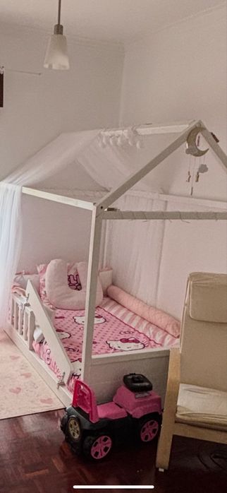 Cama montessoriana Casinha