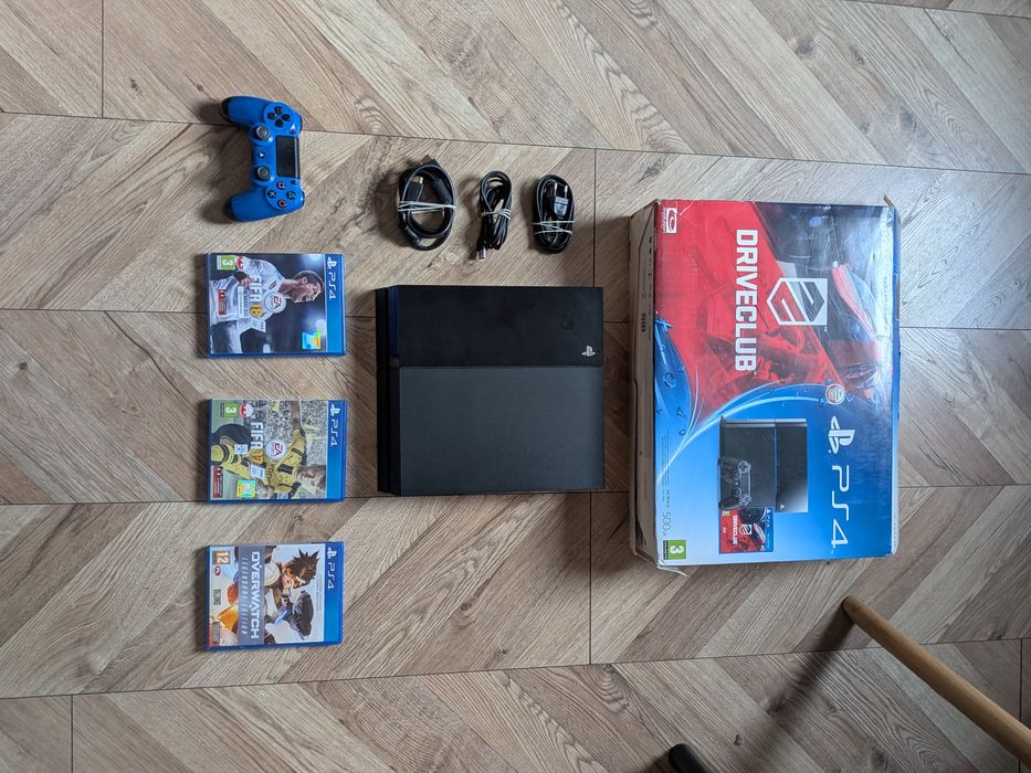 Konsola ps4 Playstation 4