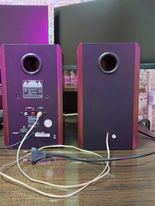 Колонки F&D R-224 2.0 Multimedia Speaker
