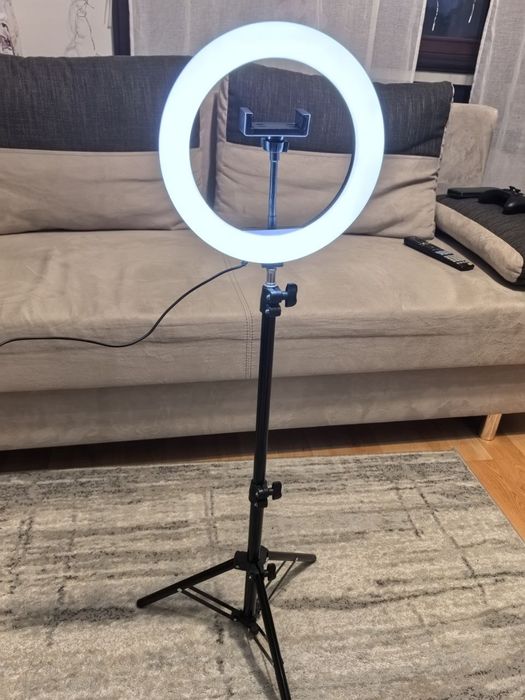 Zestaw Lampa Pierścieniowa LED 10