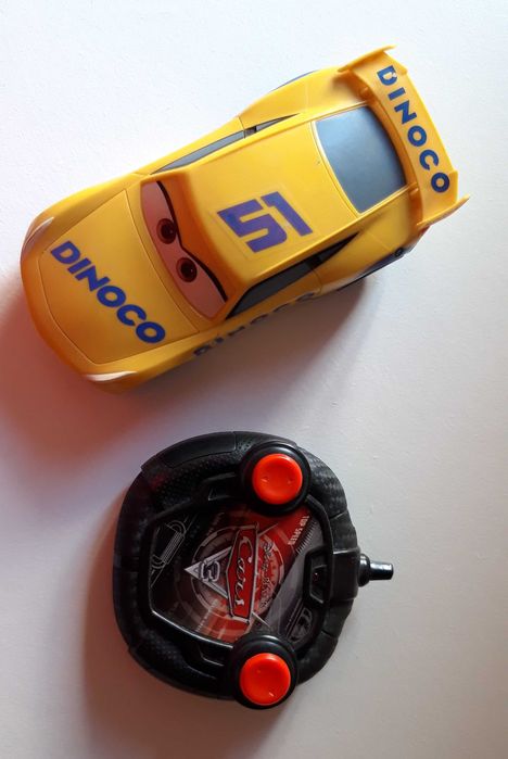 Carro telecomandado CARS Disney Pixar
