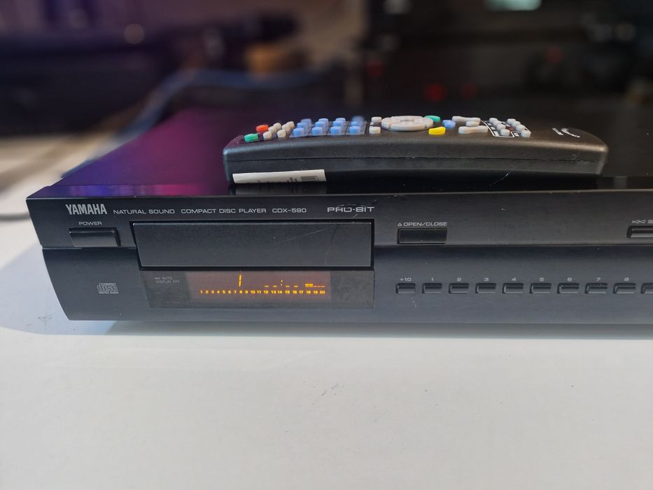 Odtwarzacz CD -YAMAHA CD 590 Pro bit-pilot
