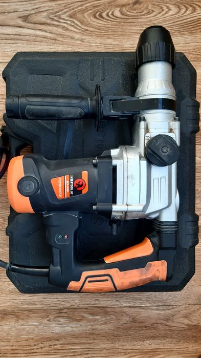 Перфоратор INTERTOOL WT-0161 1250Вт