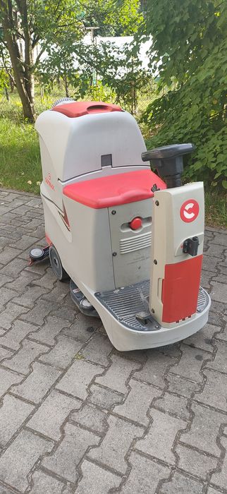 Szorowarka samojezdna Comac Innova 55BT. 2019r