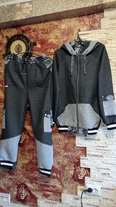 Новые спортивные костюмы 46 и 54 размера