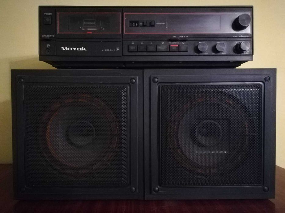 Продам магнитофон маяк м 240 s 1 б/у в рабочем состоянии 2500грн.