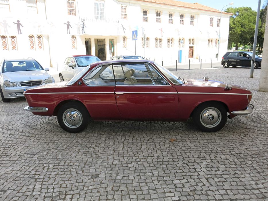 CLÁSSICO RARO BMW 2000CS