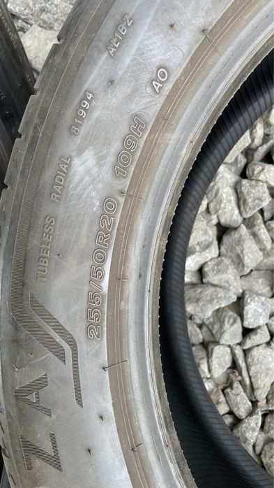 Продам комплект літніх шин Bridgestone Alenza 001 255/50 R20 00205